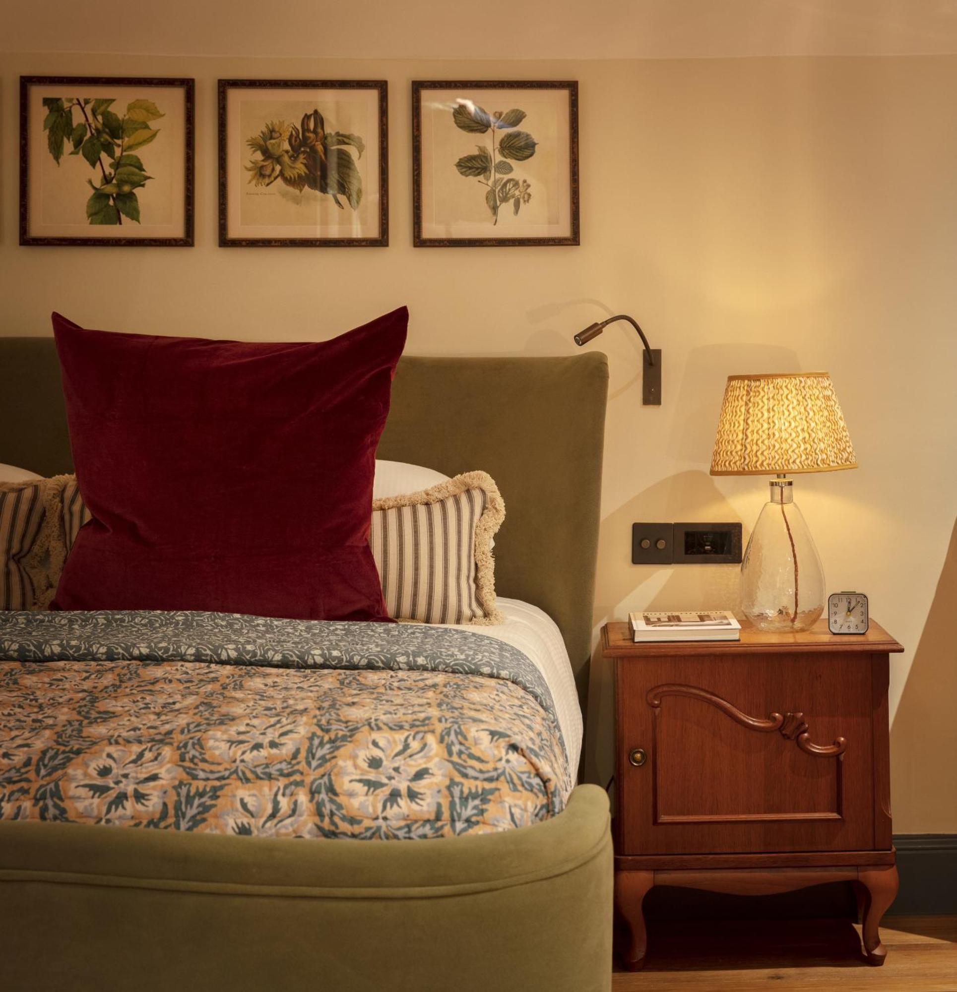 The Leicester Arms Country Inn Penshurst Екстериор снимка